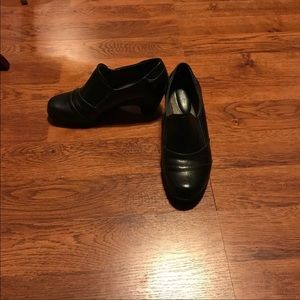 Avenue Black slide in cloud walkers